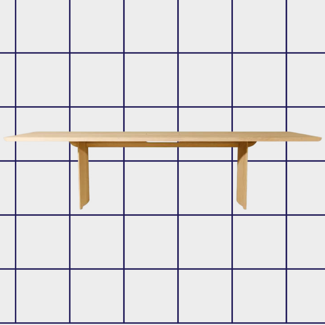 Tri Table